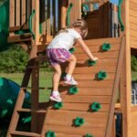 Backyard Discovery Bristol Point playset 12-hold rock climbing wall