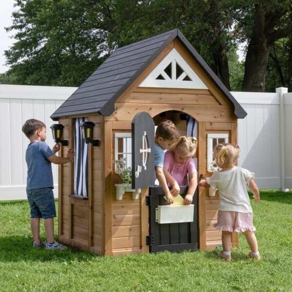 Backyard Discovery Mystic kids backyard playhouse